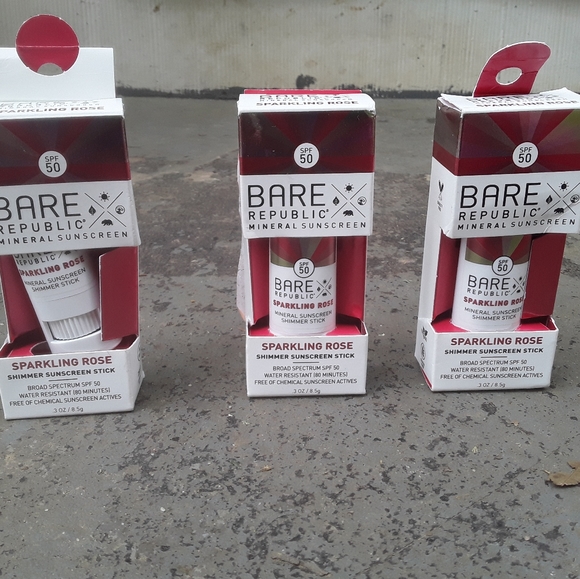 Bare Republic sunscreens - Picture 1 of 3